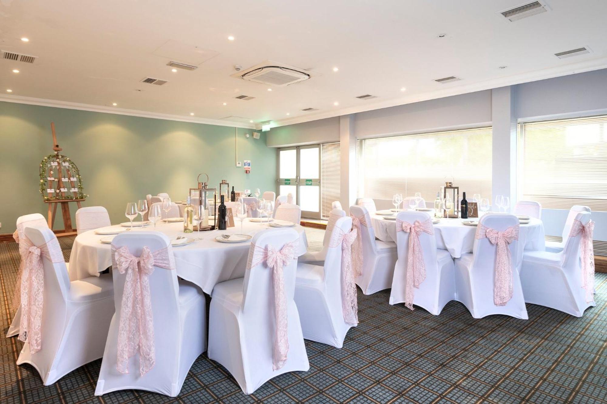 Holiday Inn Norwich, Ipswich Road By Ihg Ngoại thất bức ảnh